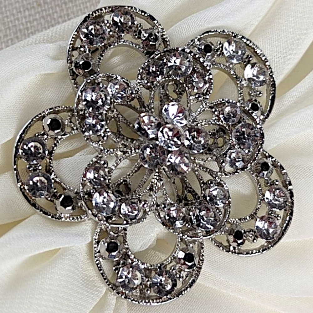 MSK Blouse Off-Shoulder Chiffon Top Cream Silver Tone Flower Brooch Womens Large - Picture 7 of 12